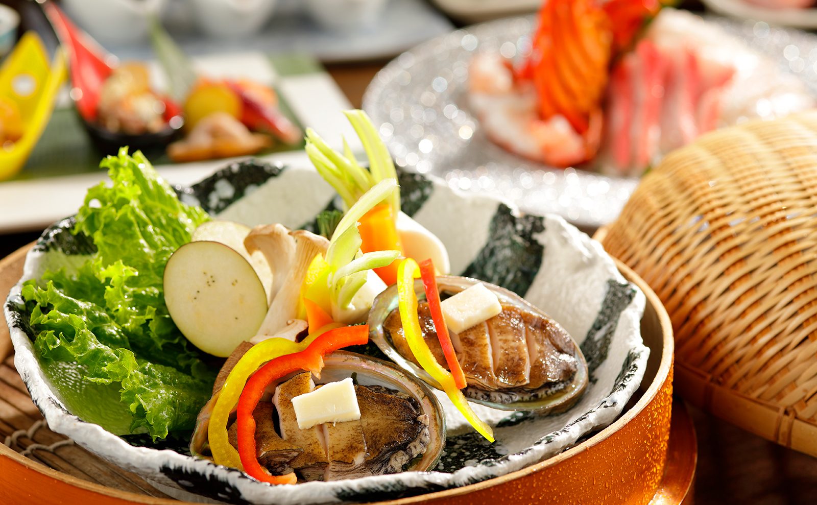 スナック 蜻の料理（あわびなどの盛り合わせ）