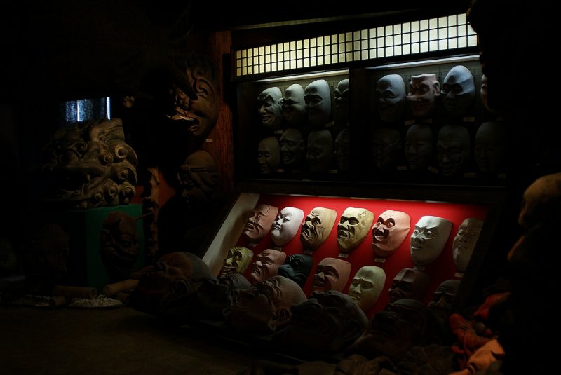 日本仮面歴史館の仮面の展示